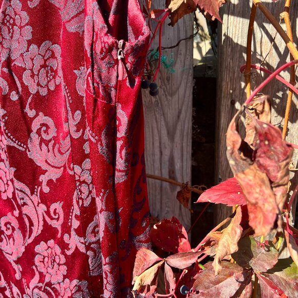 Vintage burgundy dress with floral print - Picture 5 of 5
